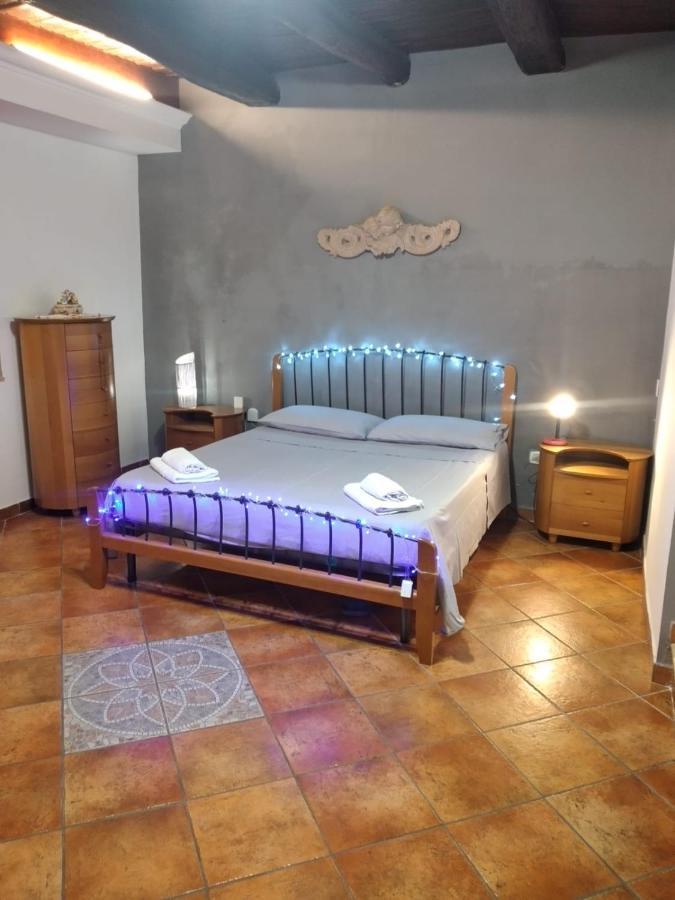 Casa Anto' Apartment Наполи Екстериор снимка