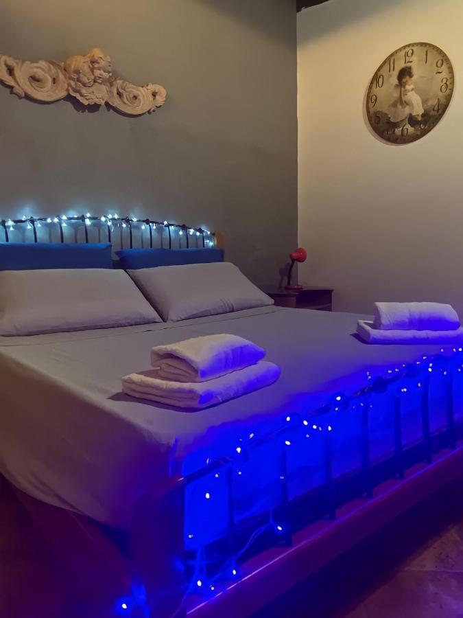 Casa Anto' Apartment Наполи Екстериор снимка
